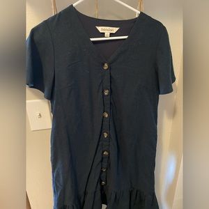 >>fun + funky closet clean out y’all! 
🪩dresses, tops, and bottoms s, m, and l